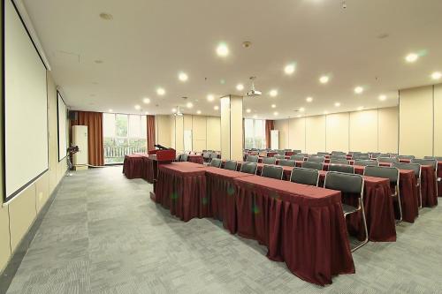 Imagen general del 怡佳商务酒店. Foto 11