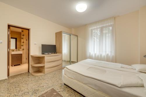 Imagen general del Комплекс Орлово гнездо. Foto 2