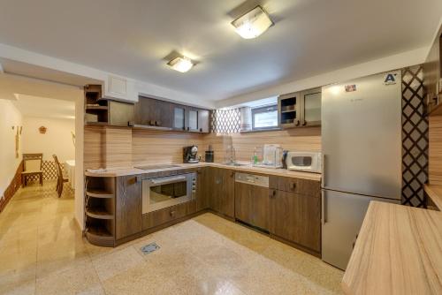 Imagen general del Комплекс Орлово гнездо. Foto 7