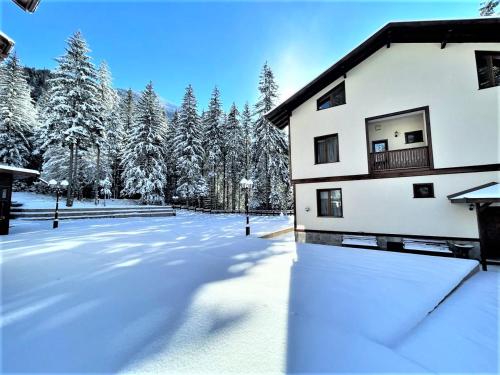 Imagen general del Комплекс Орлово гнездо. Foto 8