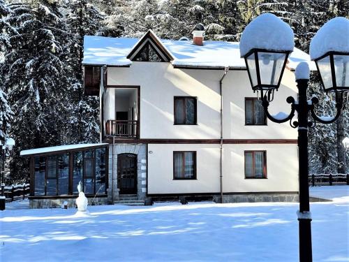 Imagen general del Комплекс Орлово гнездо. Foto 9