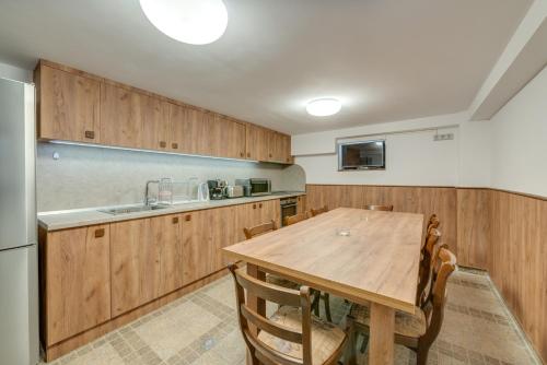 Imagen general del Комплекс Орлово гнездо. Foto 12