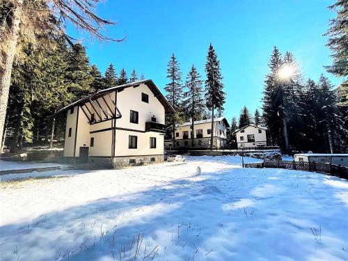 Imagen general del Комплекс Орлово гнездо. Foto 14