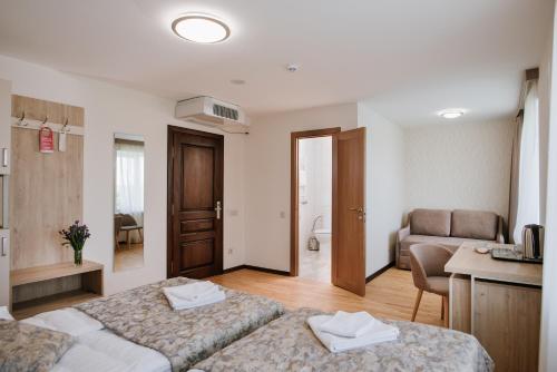 Imagen general del ОРАНТА. Foto 12