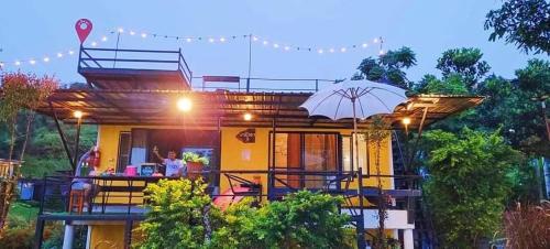 Imagen general del บ้านพักเกชิลตา เขาค้อวิวทะเลหมอก. Foto 12