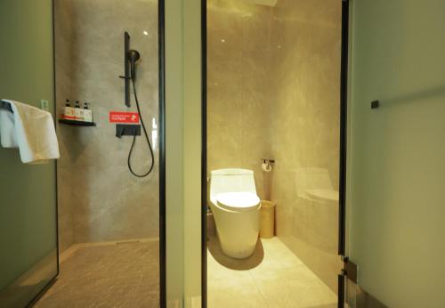 Imagen general del 宜尚酒店吉首市政府乾州古城店. Foto 12