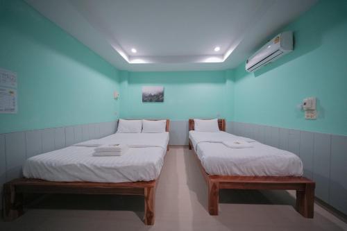 Imagen de la habitación del หอพักแอนด์รีสอร์ทเสมาทอง อุตรดิตถ์. Foto 19