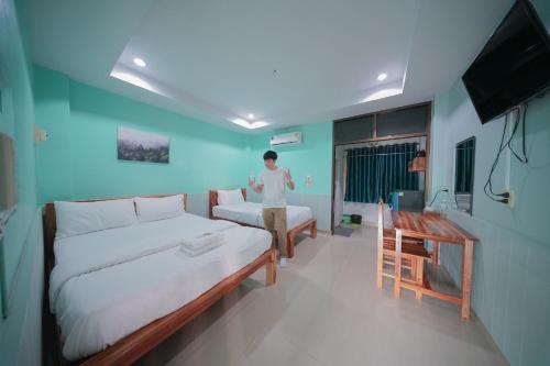 Imagen de la habitación del หอพักแอนด์รีสอร์ทเสมาทอง อุตรดิตถ์. Foto 20