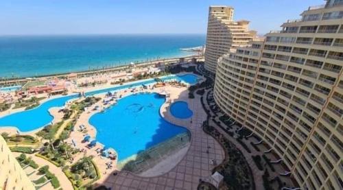 Imagen general del بورتو السخنه الاهرامات. Foto 1