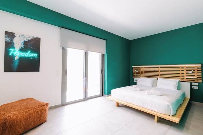 Imagen de la habitación del 12 Reasons Why Metaxourgeio. Foto 11