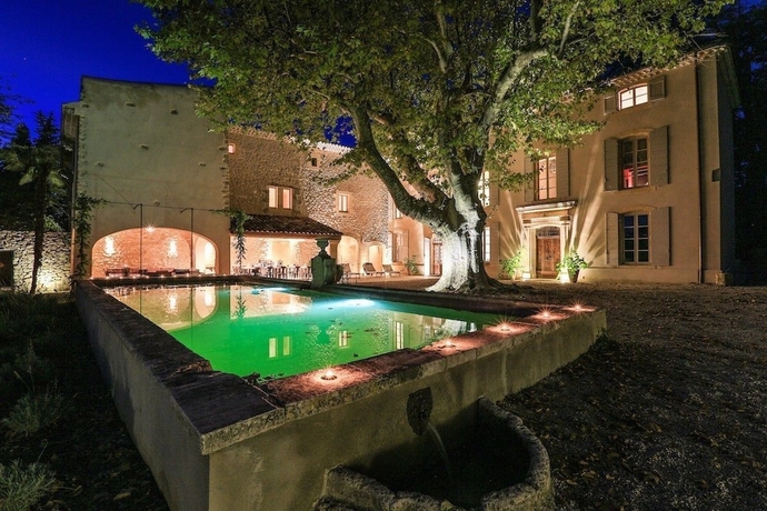 Imagen general del 1784 Domaine De Lourmarin. Foto 1