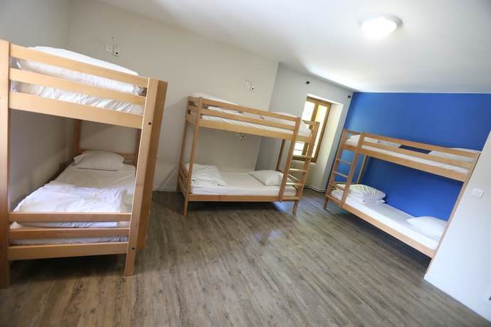 Imagen de la habitación del 1861 Châtel Hostel. Foto 12