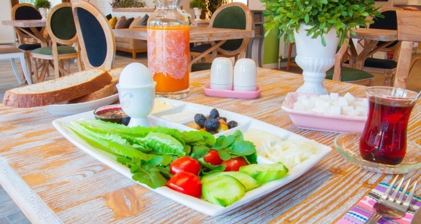 Imagen del bar/restaurante del 1inci Konak. Foto 4