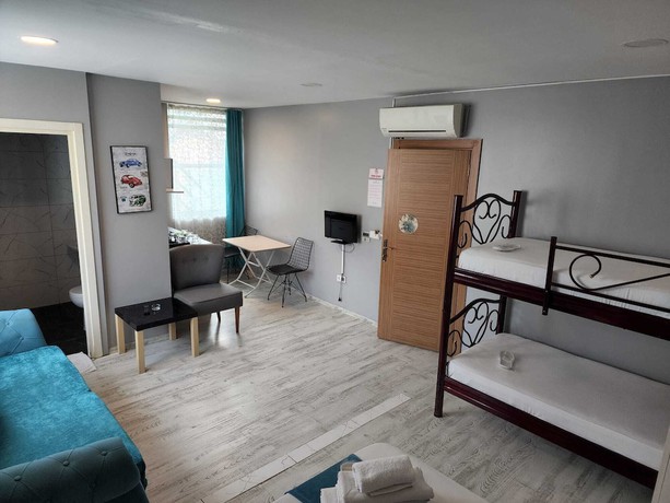 Imagen de la habitación del 216 Turkuaz Suit. Foto 17