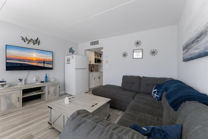 Imagen de la habitación del 2200 Atlantic Ave, Unit 105. Foto 8