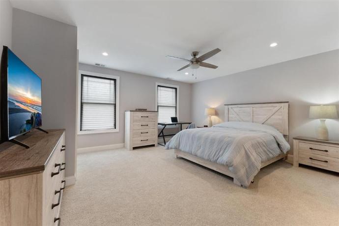 Imagen de la habitación del 303 E Nashville Ave. Foto 12