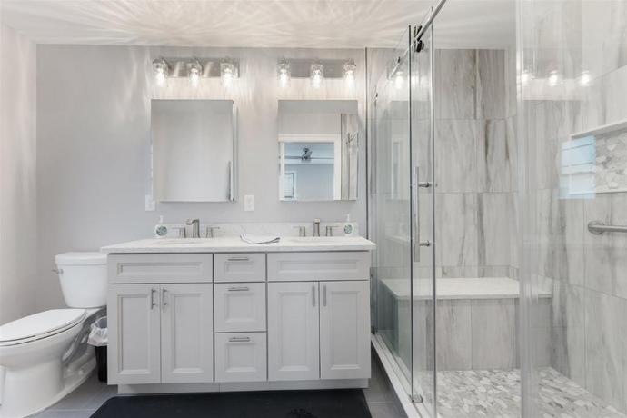 Imagen de la habitación del 303 E Nashville Ave. Foto 15