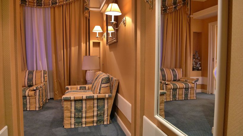 Imagen de la habitación del 501 Hotel. Foto 2