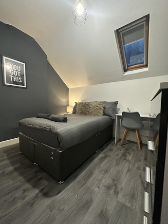 Imagen de la habitación del 6 Bedroom 5 Shower rm House in Central Nottingham. Foto 9