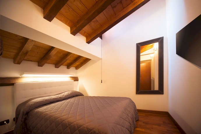 Imagen de la habitación del 64 Suites Apart. Foto 14