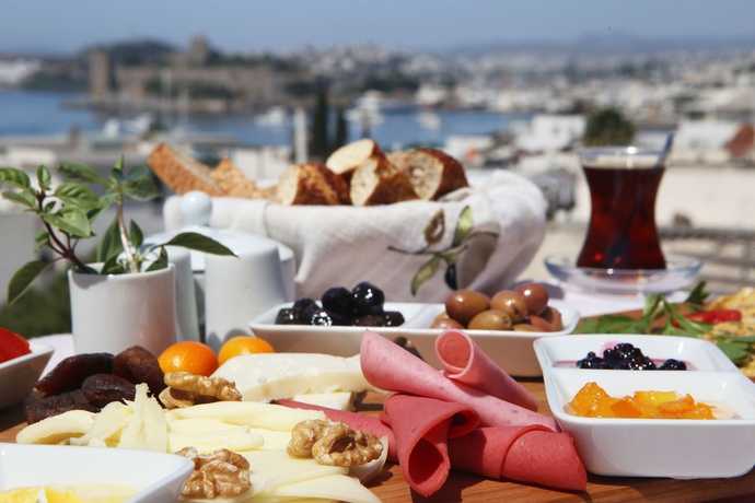 Imagen del bar/restaurante del 7 Art Feslegen Hotel. Foto 6