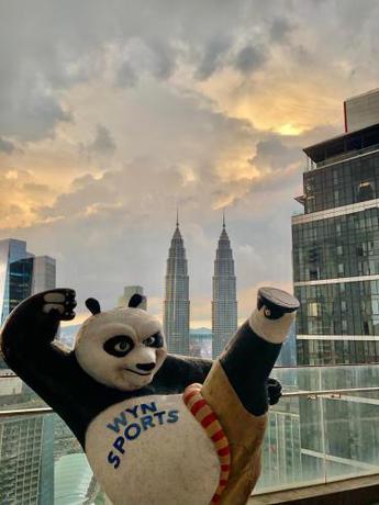 Imagen de los exteriores del 8 Kia Peng Suites KLCC by Luna. Foto 11