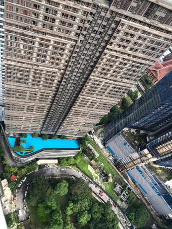 Imagen de los exteriores del 8 Kia Peng Suites KLCC by Luna. Foto 12