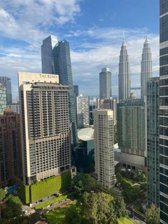 Imagen de los exteriores del 8 Kia Peng Suites KLCC by Luna. Foto 13