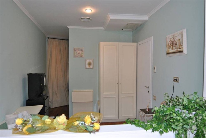 Imagen de la habitación del 95 Rooms In Rome. Foto 5