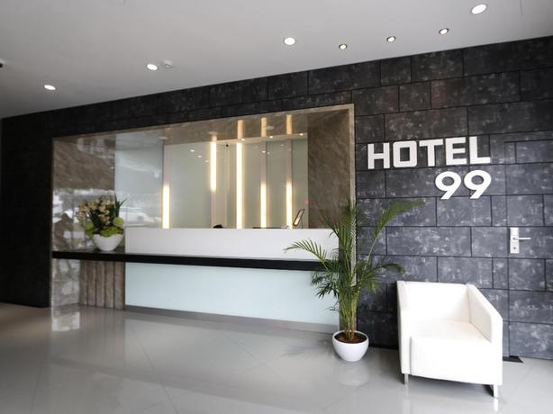 Imagen de los interiores del 99 Kepong KL. Foto 9