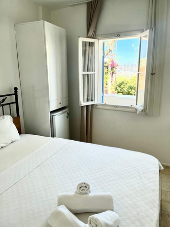 Imagen de la habitación del A Hotel. Foto 4