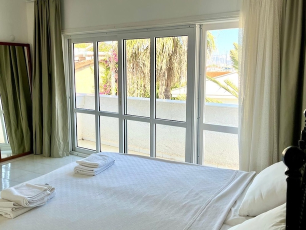 Imagen de la habitación del A Hotel. Foto 5