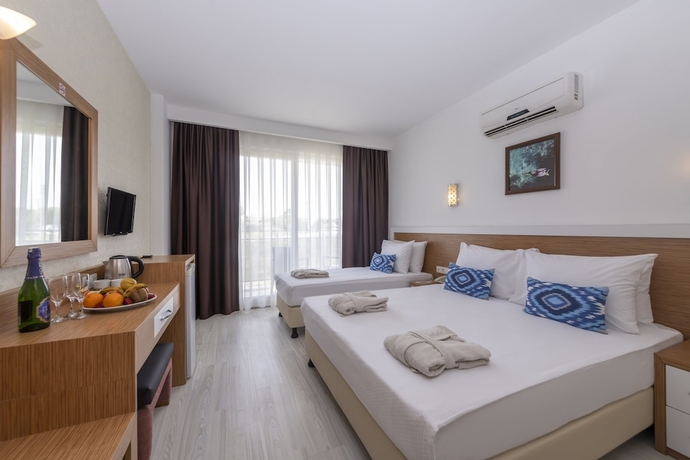 Imagen de la habitación del A Hotel Side. Foto 6