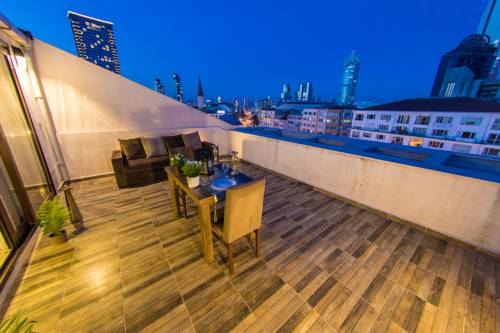 Imagen de la habitación del A Palace Suites. Foto 5