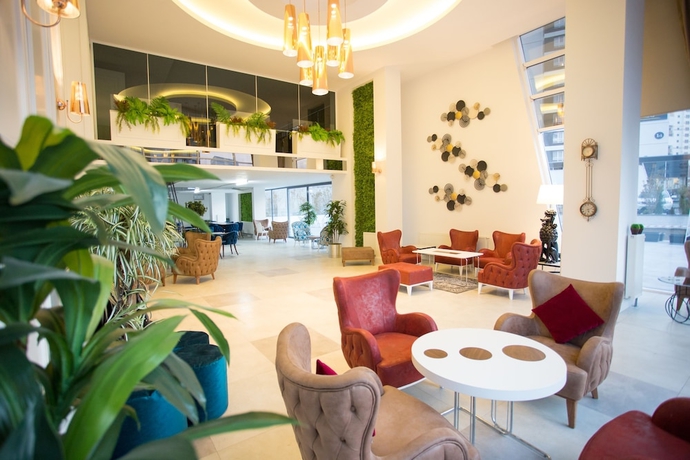 Imagen del bar/restaurante del A Royal Suit Hotel. Foto 3