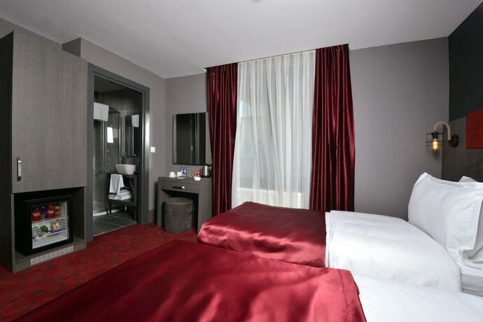 Imagen de la habitación del A11 Hotel. Foto 15