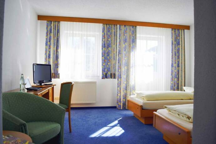 Imagen de la habitación del A8 Hotel im Darchinger Hof, Bed and Breakfast. Foto 12