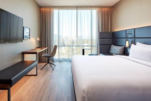 Imagen de la habitación del AC Hotel by Marriott Kansas City Downtown. Foto 4