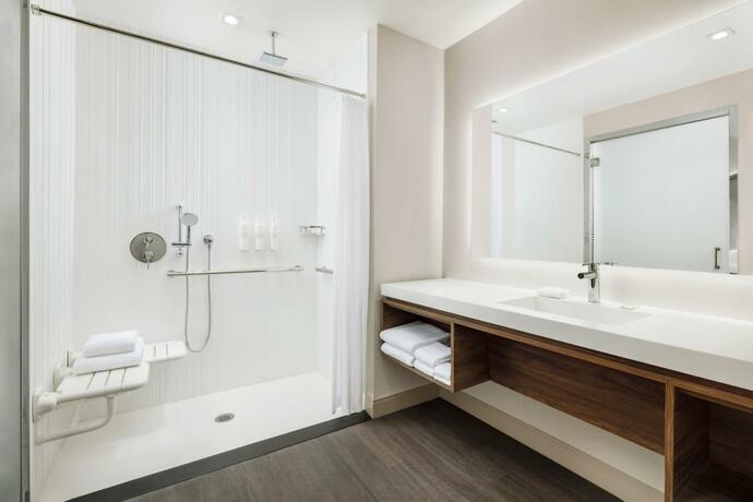 Imagen general del AC Hotel by Marriott Newtown Square. Foto 6