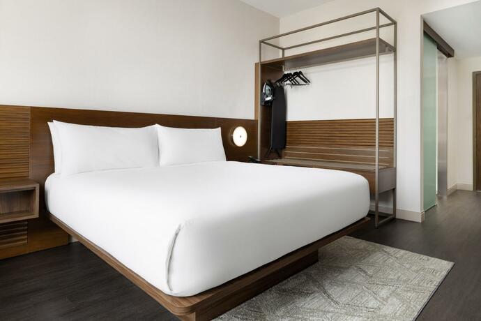 Imagen general del AC Hotel by Marriott Newtown Square. Foto 8