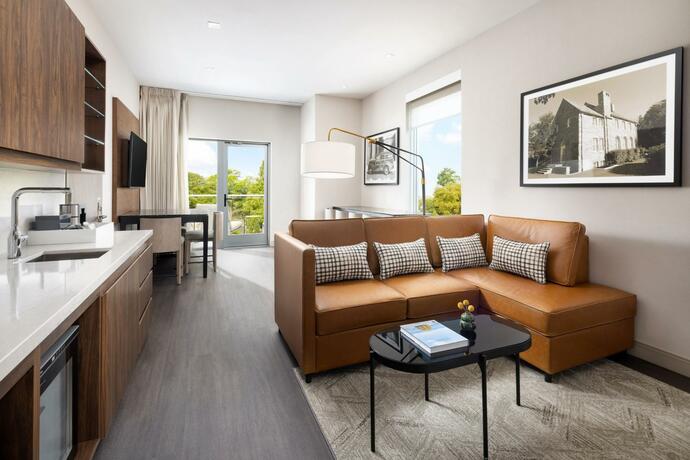 Imagen general del AC Hotel by Marriott Newtown Square. Foto 15