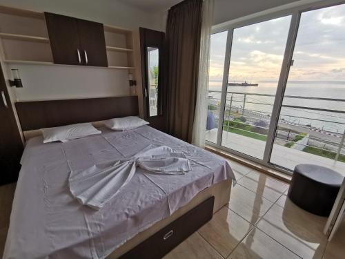 Imagen de la habitación del ADONIS Costinesti. Foto 15