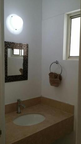 Imagen general del AIRPORT SHORT & LONG TERM EXPRESS ALMERIA x. Foto 6