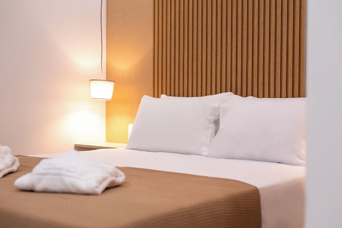 Imagen de la habitación del AIRSCAPE HOTEL FREE SHUTTLE ATH AIRPORT. Foto 1