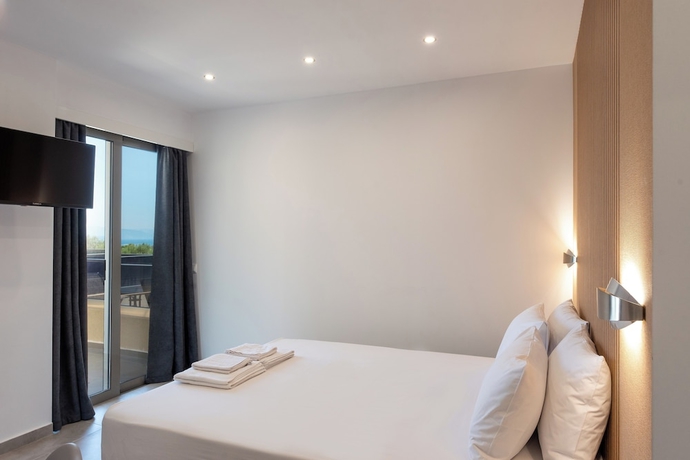 Imagen de la habitación del AIRSCAPE HOTEL FREE SHUTTLE ATH AIRPORT. Foto 14