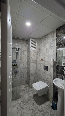 Imagen de la habitación del AKS Royal Otel. Foto 15