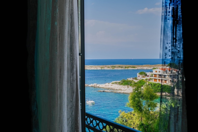 Imagen de la habitación del AKVARYUM BUTİK OTEL KARABURUN. Foto 11