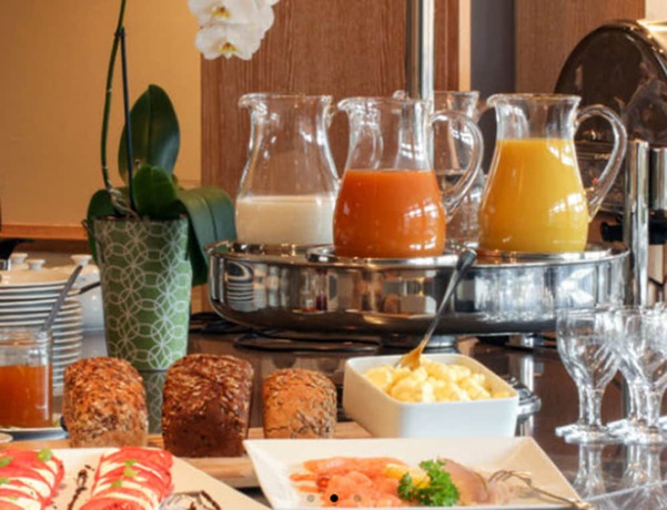 Imagen del bar/restaurante del AKZENT Hotel Dorn. Foto 3