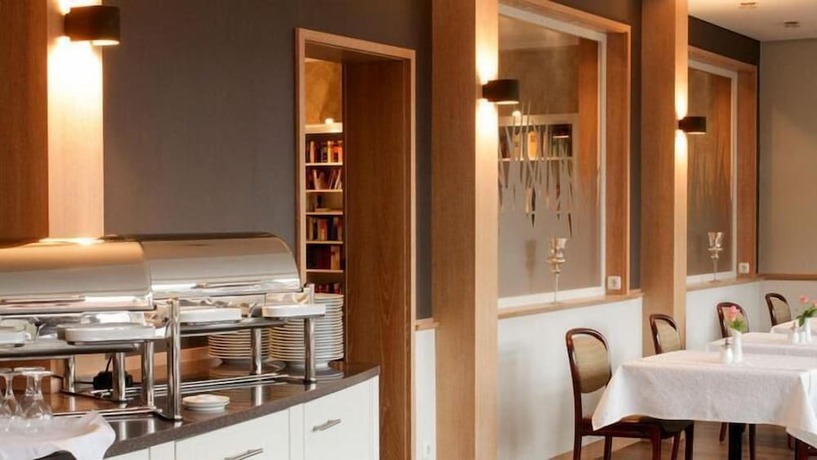 Imagen del bar/restaurante del AKZENT Hotel Dorn. Foto 4