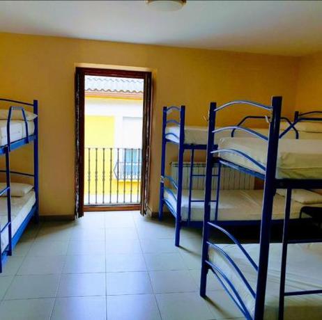 Imagen general del ALBERGUE CASA MARIELA solo peregrinos con credenciales. Foto 10